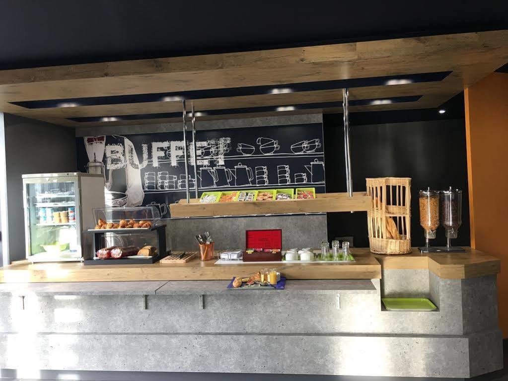 博比尼庞坦宜必思经济酒店 外观 照片